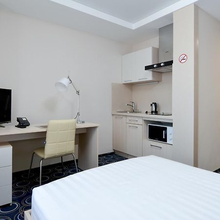 Apart Hotel 92/2 Karagandy Cameră foto